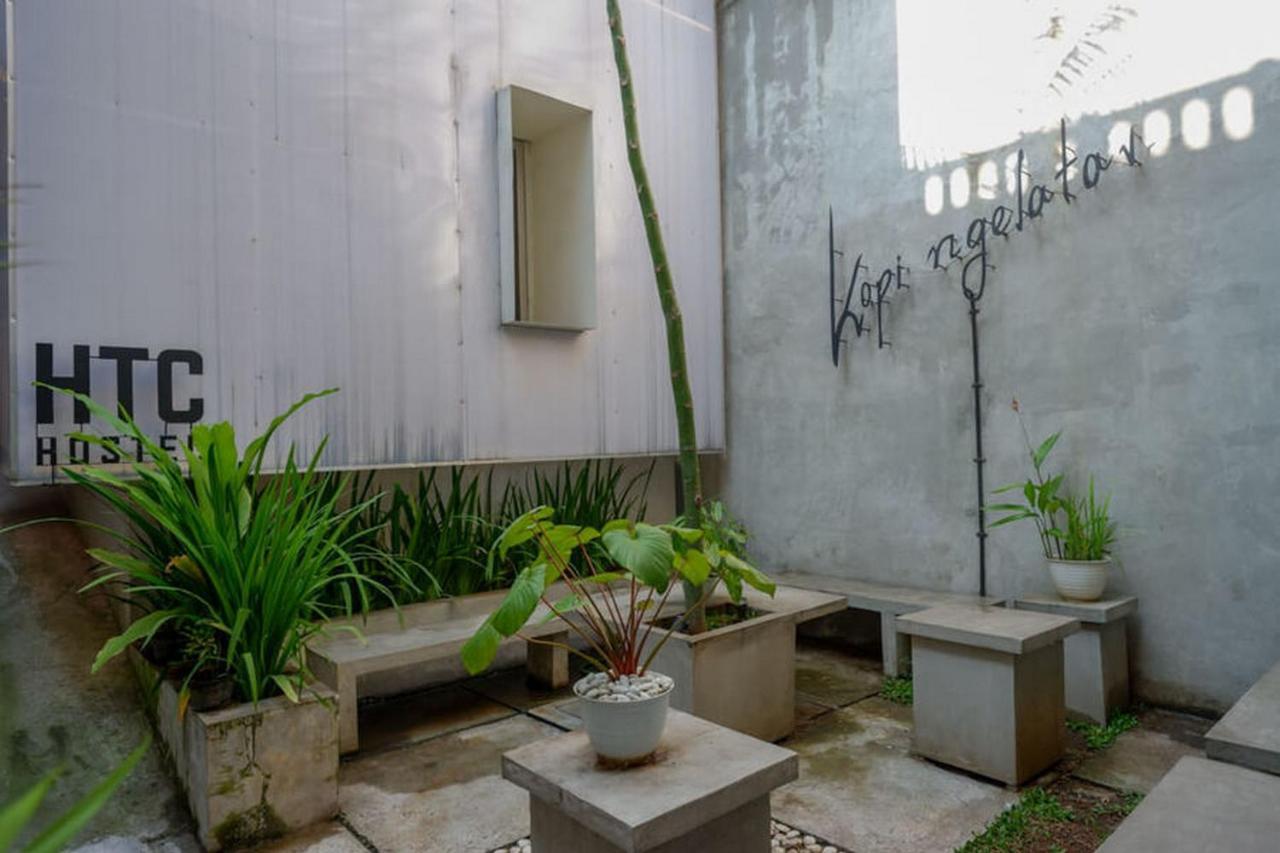 Reddoorz Plus Near Kawasan Sam Poo Kong Semarang Exterior photo