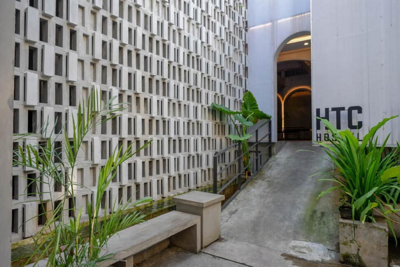 Reddoorz Plus Near Kawasan Sam Poo Kong Semarang Exterior photo