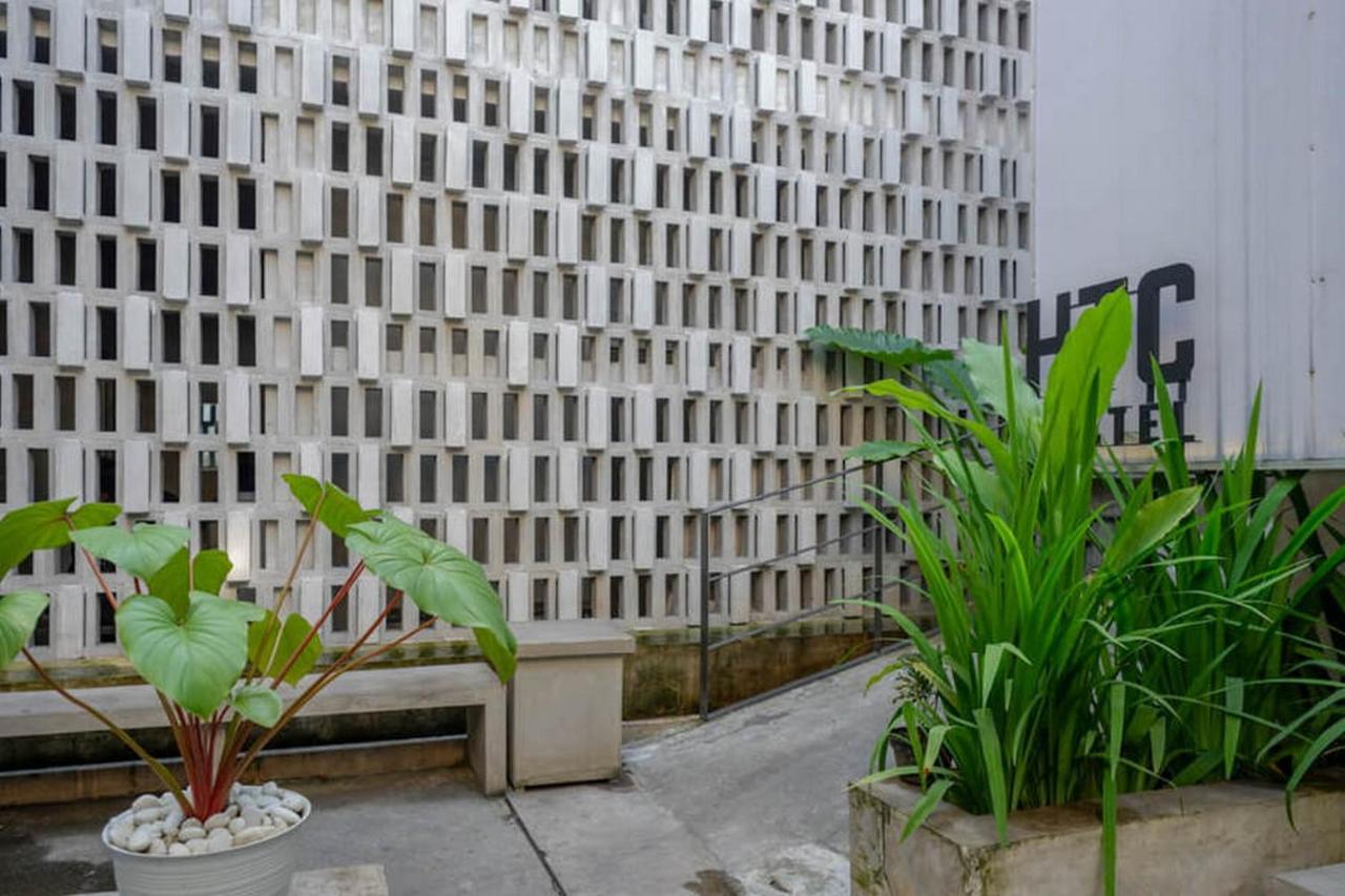 Reddoorz Plus Near Kawasan Sam Poo Kong Semarang Exterior photo
